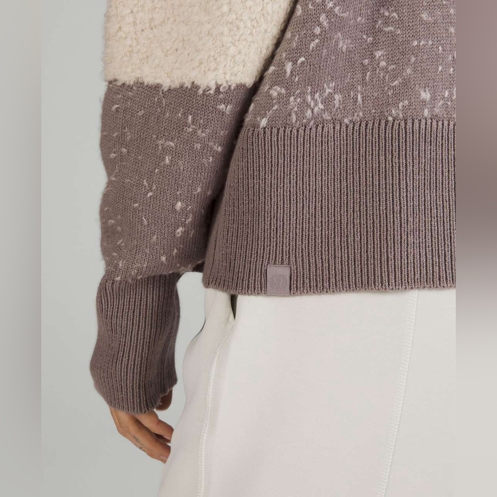 Lululemon Ombre Knit Textured Turtleneck
Natural Ivory/Gull Grey/Opal•NWOT NEW•6 - Picture 5 of 14